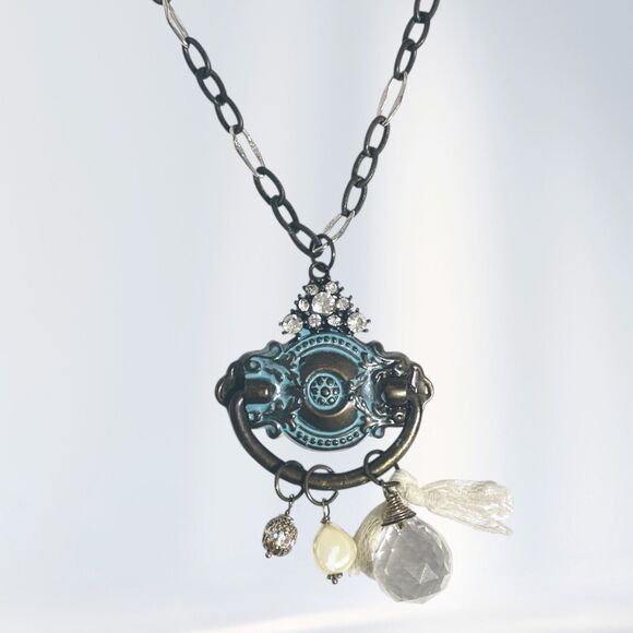 Victorian Style Necklace Antiqued Door Knocker Charms Rhinestone Chunky Handmade - Picture 13 of 13